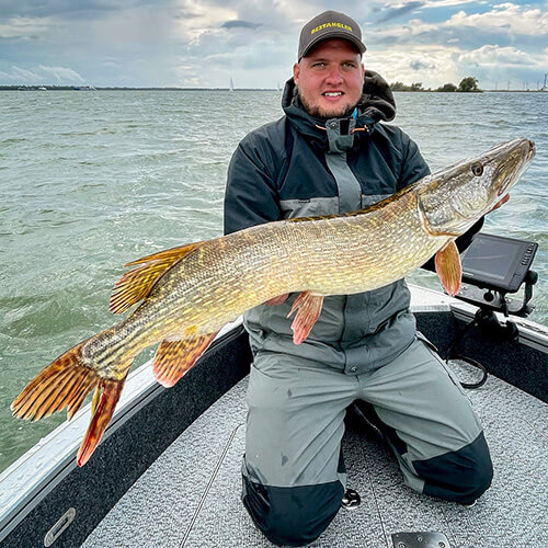 BESTANGLER angler catch photo